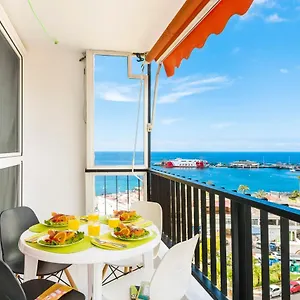 Apartment 76. Cristianos First Sea Line, Parking, Wi Fi, Los Cristianos (Tenerife)